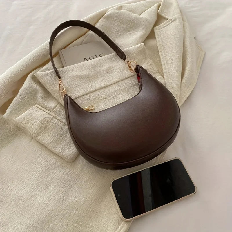 Sac demi-lune marron — Bélarice Sélène
