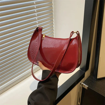 sac demi-lune rouge — Belarice Carmin