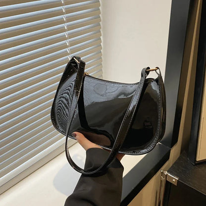 sac demi-lune noir — Belarice Minuit
