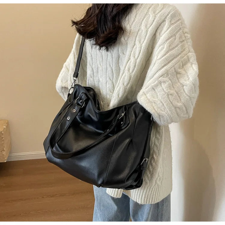 Sac porté épaule noir — Bélarice Sombrelune